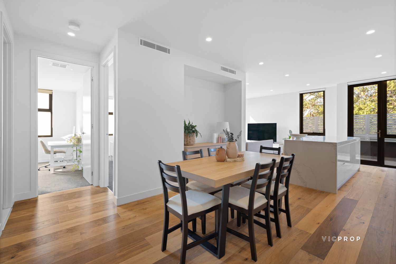 104/12-14 Quinns Road, Bentleigh East VIC 3165, Image 2