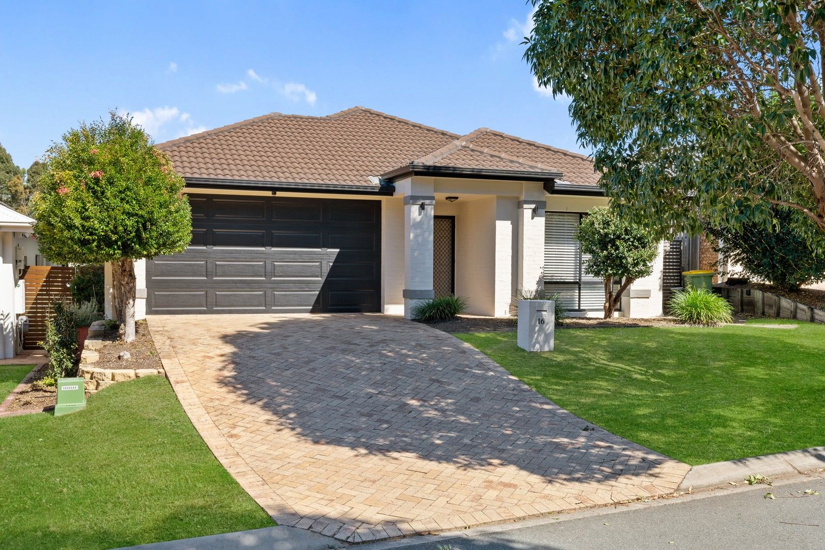 4 bedrooms House in 16 Redcedar Street NORTH LAKES QLD, 4509