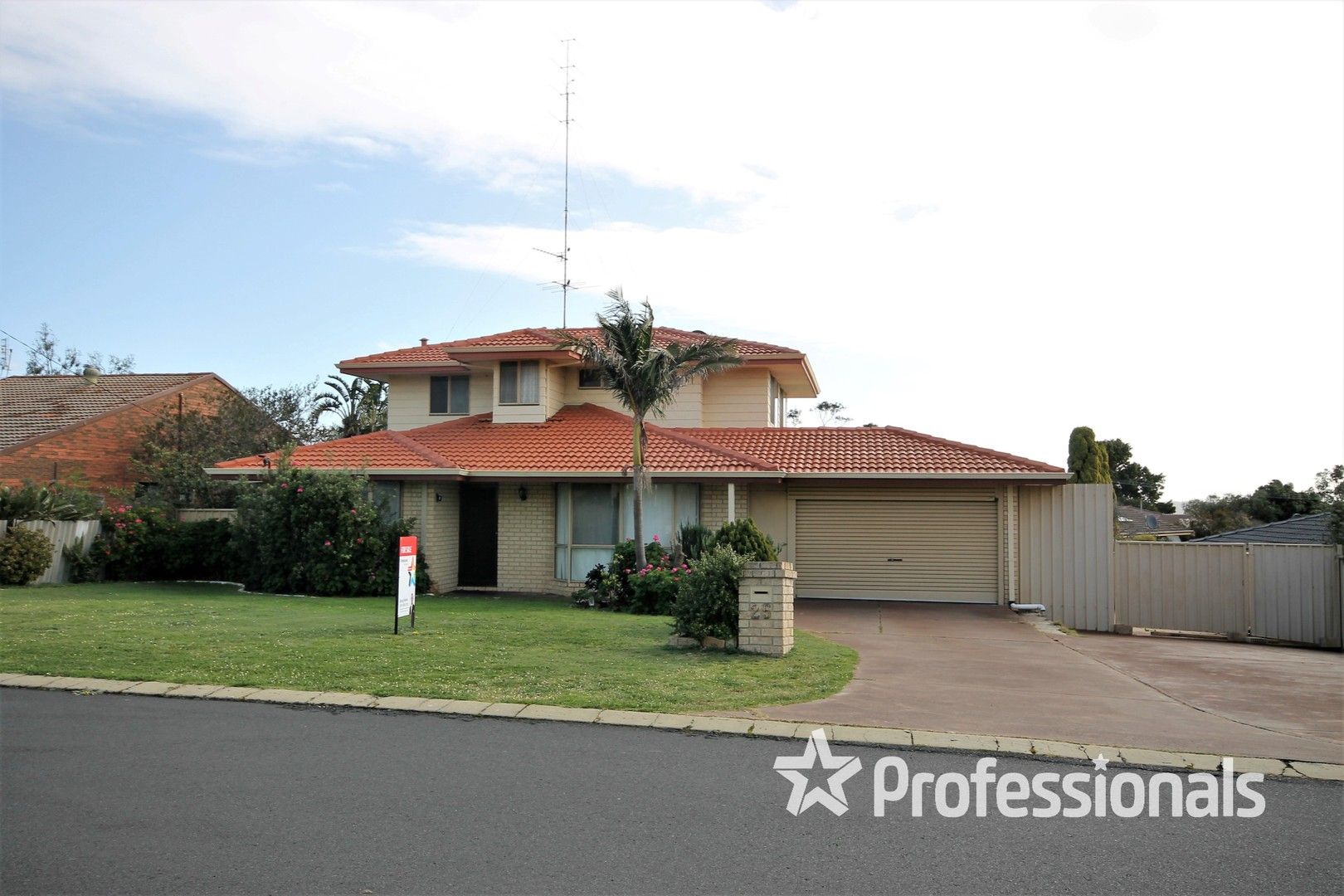 5 bedrooms House in 25 Fitzgerald Way AUSTRALIND WA, 6233