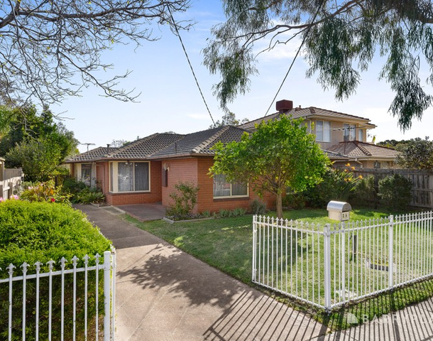 34 Tarongo Drive, Aspendale VIC 3195