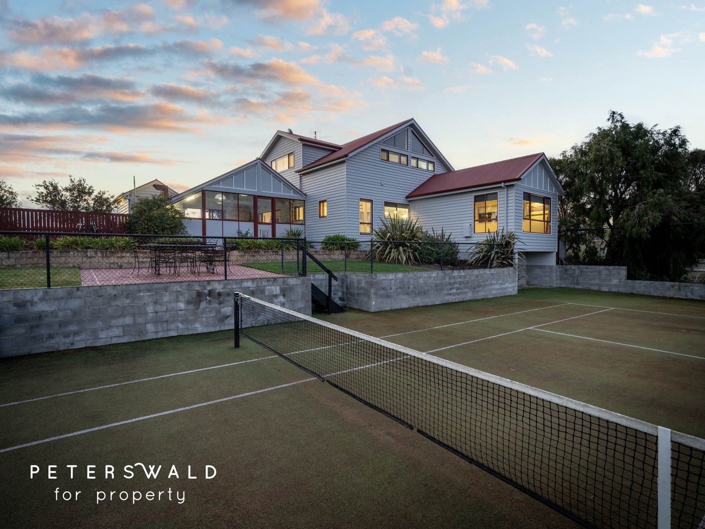 6 bedrooms House in 3188 South Arm Road SOUTH ARM TAS, 7022