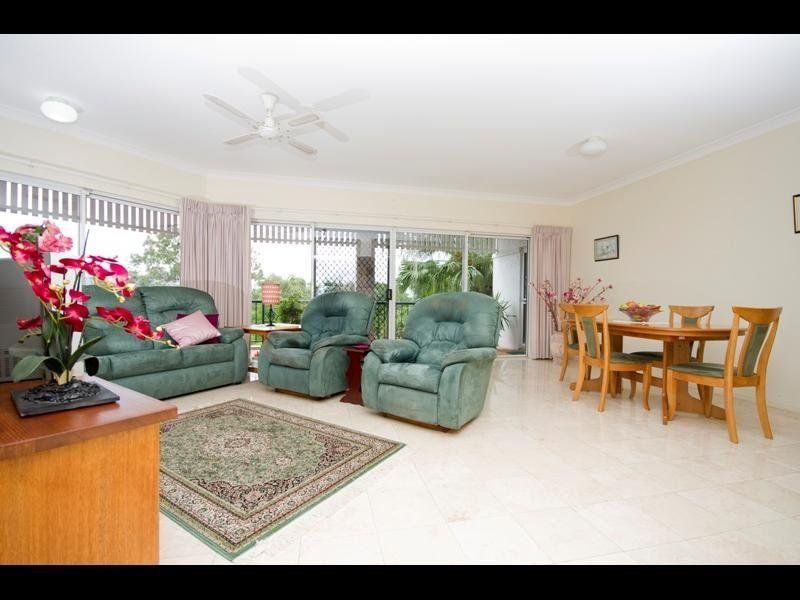 52/8 Munro Terrace, Mooroobool QLD 4870, Image 1