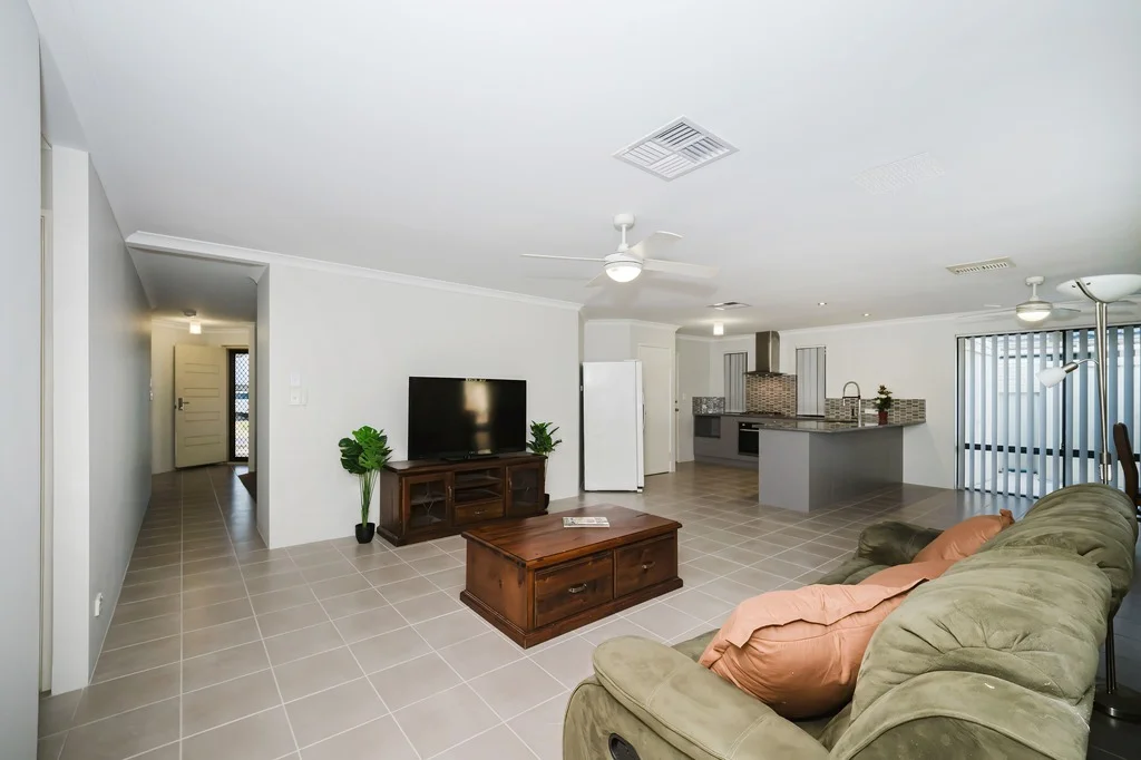 Additional image 4 of 45 Still Meadow Turn, Meadow Springs WA 6210