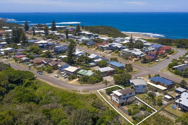 Picture of 92 Lambton Parade, SWANSEA HEADS NSW 2281