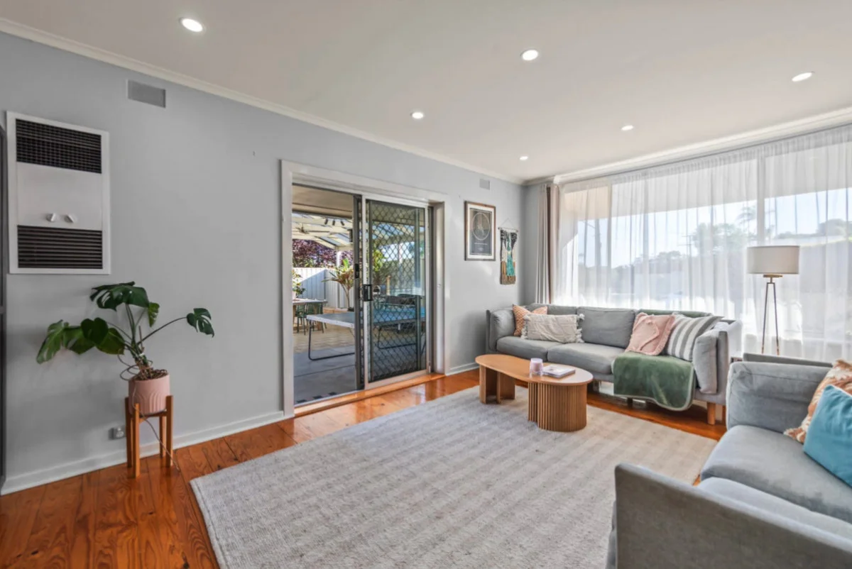 Additional image 10 of 52 Flockhart Avenue, Valley View SA 5093