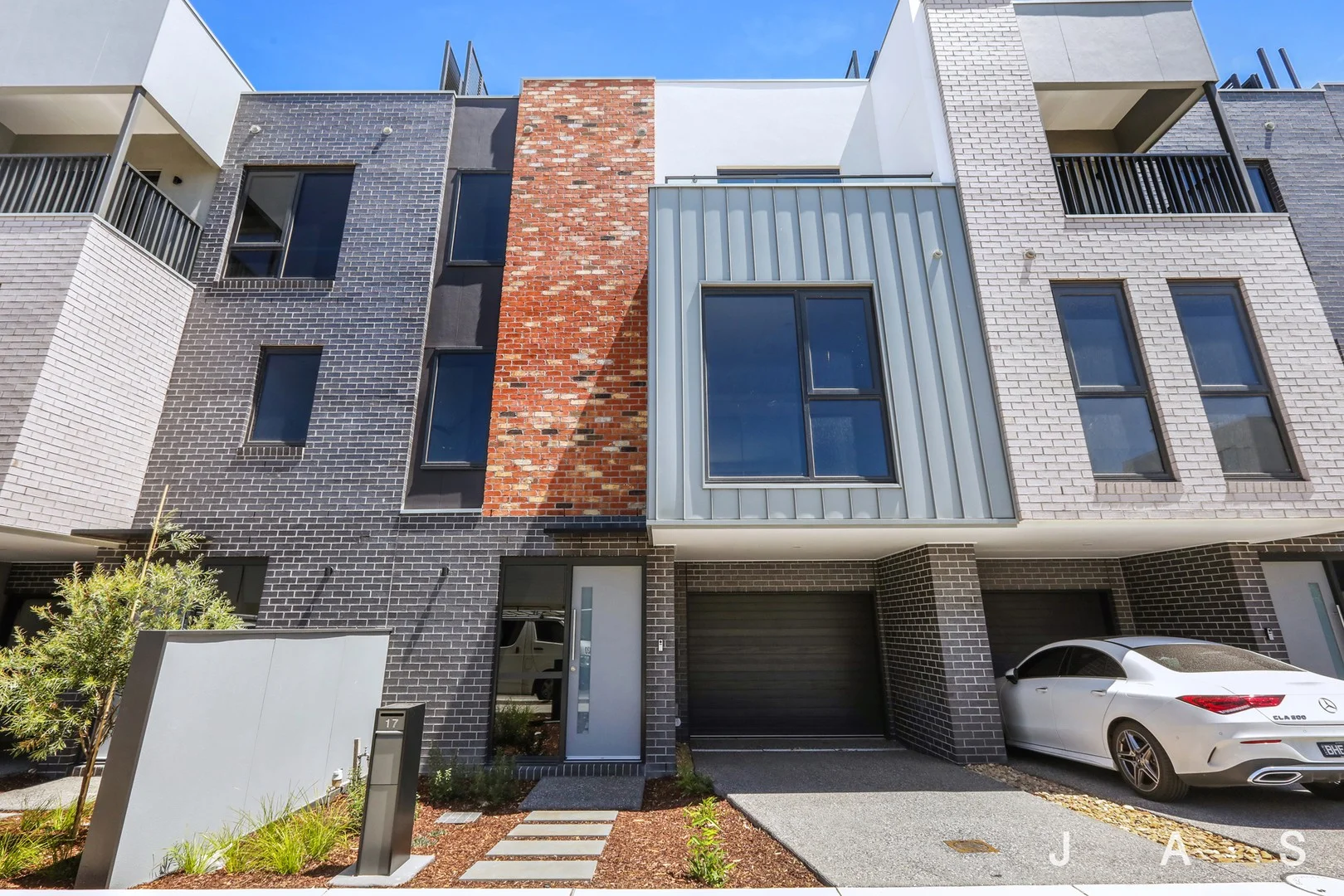 17 Felicia Road, Williamstown North VIC 3016