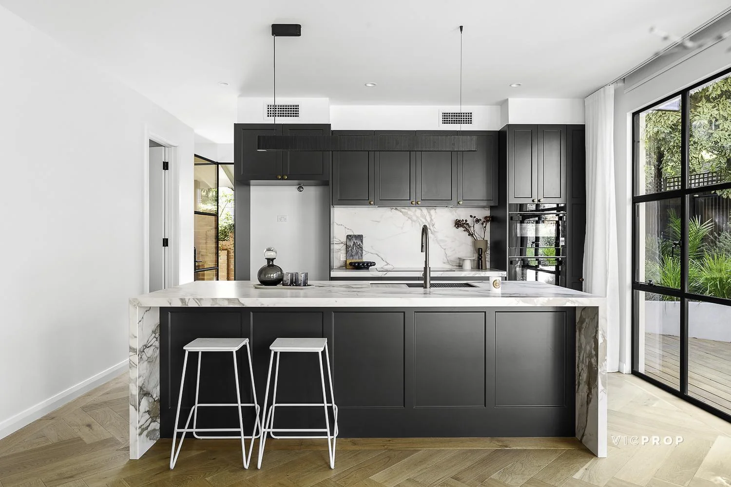 Additional image 10 of 43 Thoresby Grove, Ivanhoe VIC 3079