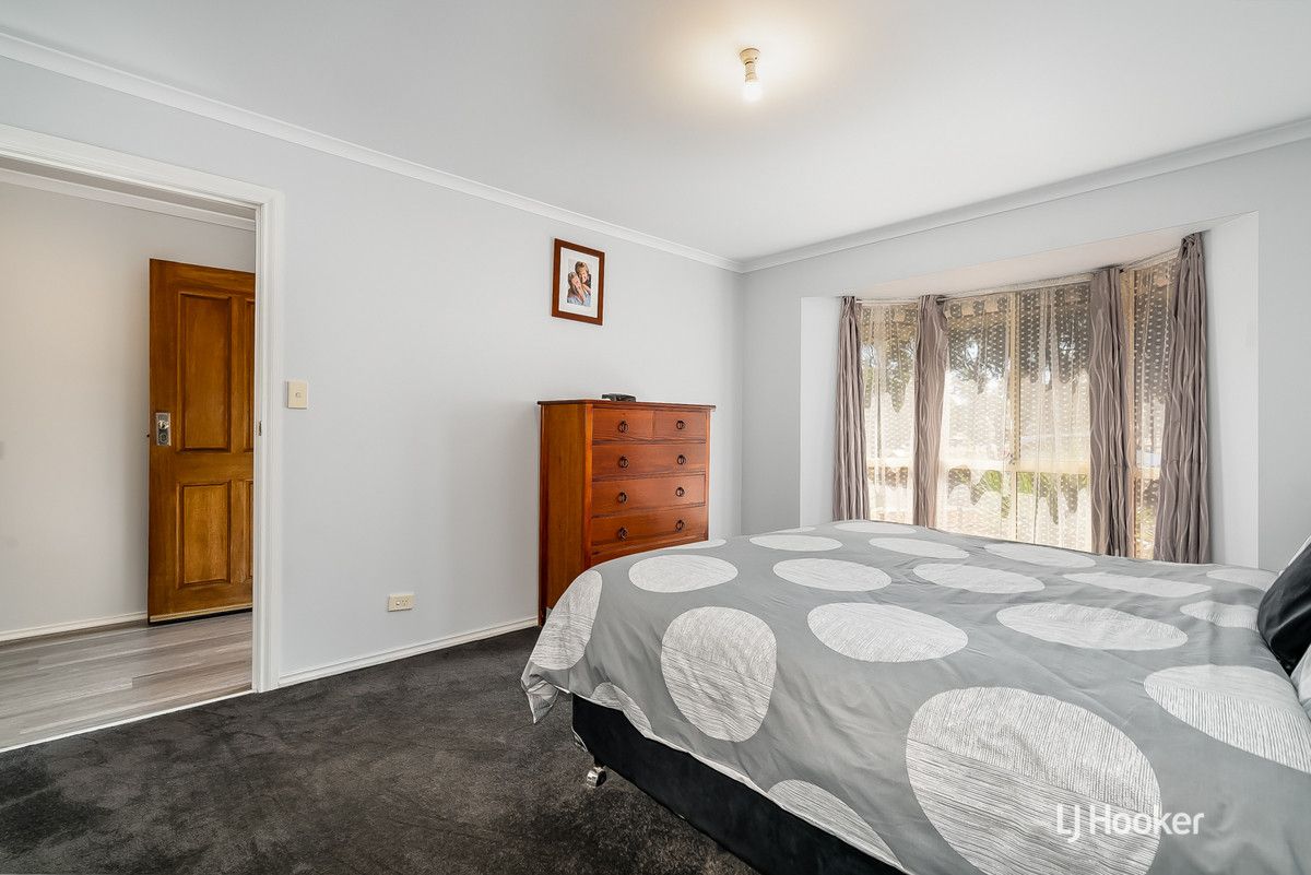 45 Blackwood Drive, Craigmore SA 5114, Image 2