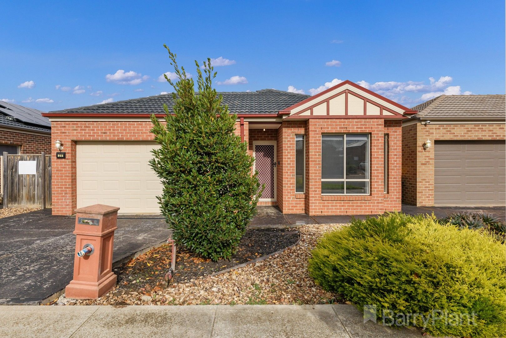 29 Chanticleer Avenue, Harkness VIC 3337, Image 2