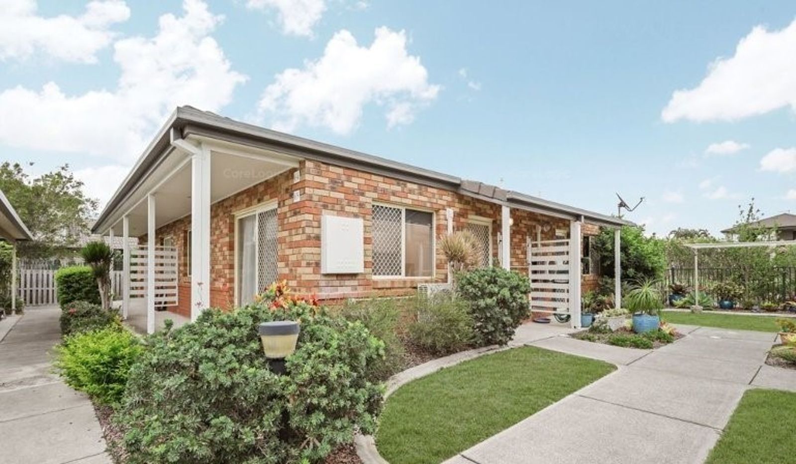 1 bedrooms Apartment / Unit / Flat in 44/56 Biggs Ave BEACHMERE QLD, 4510