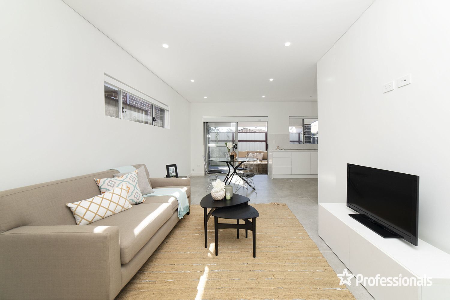 2 bedrooms House in 1/101 Queen Street REVESBY NSW, 2212