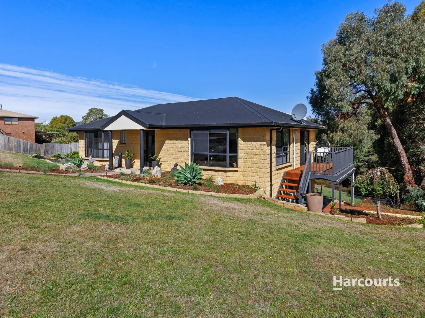 1 Ramsden Street, Somerset TAS 7322
