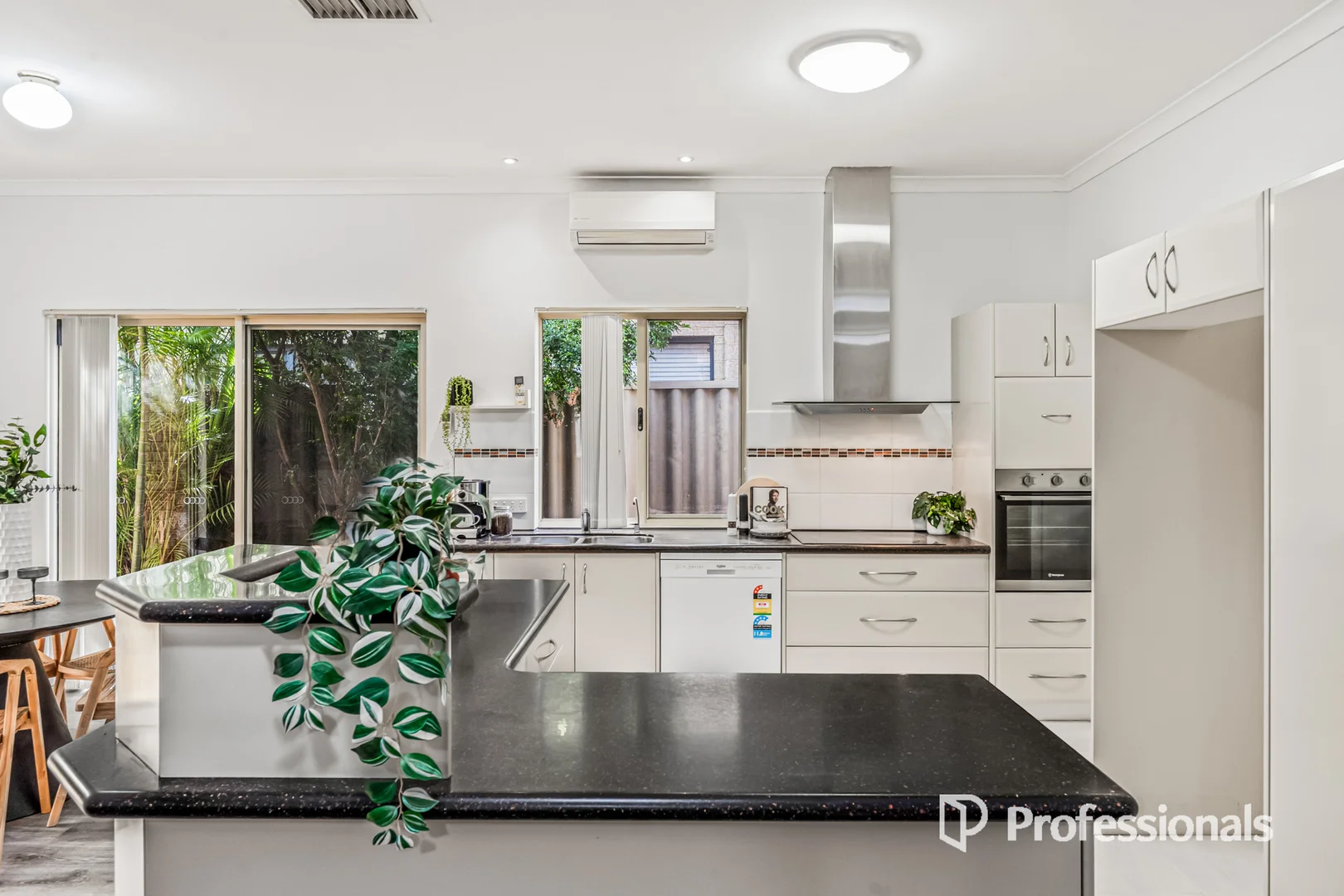 Additional image 14 of 16 Duchess Court, Bayswater WA 6053