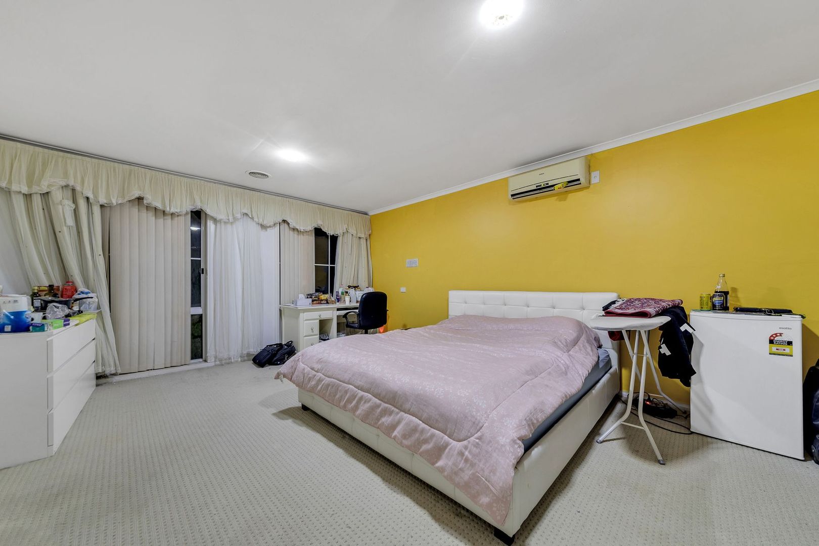 7 Macklin Way, Caroline Springs VIC 3023, Image 2