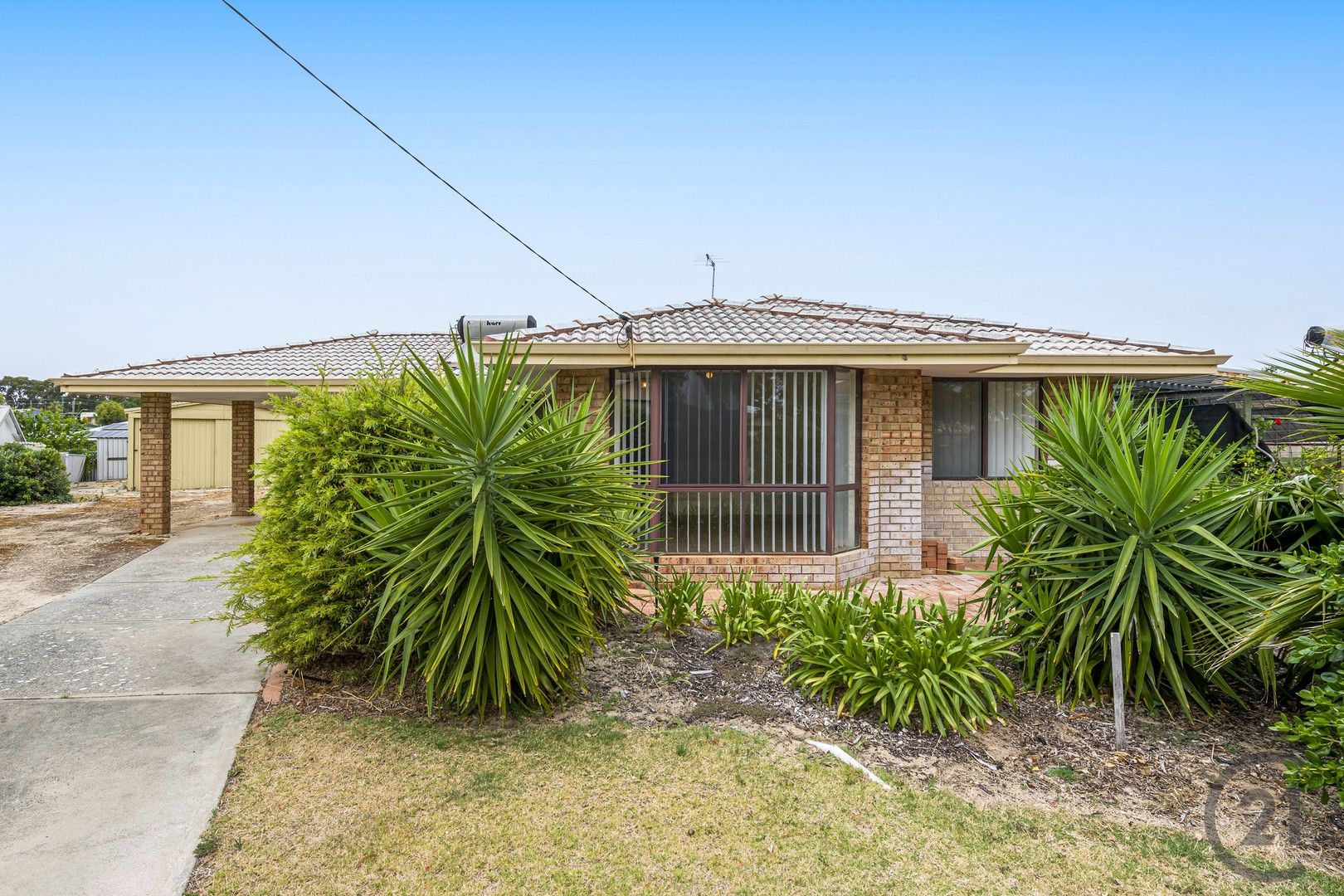 3 bedrooms House in 4 Diana Place MADORA BAY WA, 6210