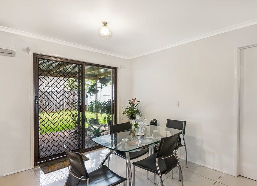 27 Headland Street, Sunnybank QLD 4109, Image 2