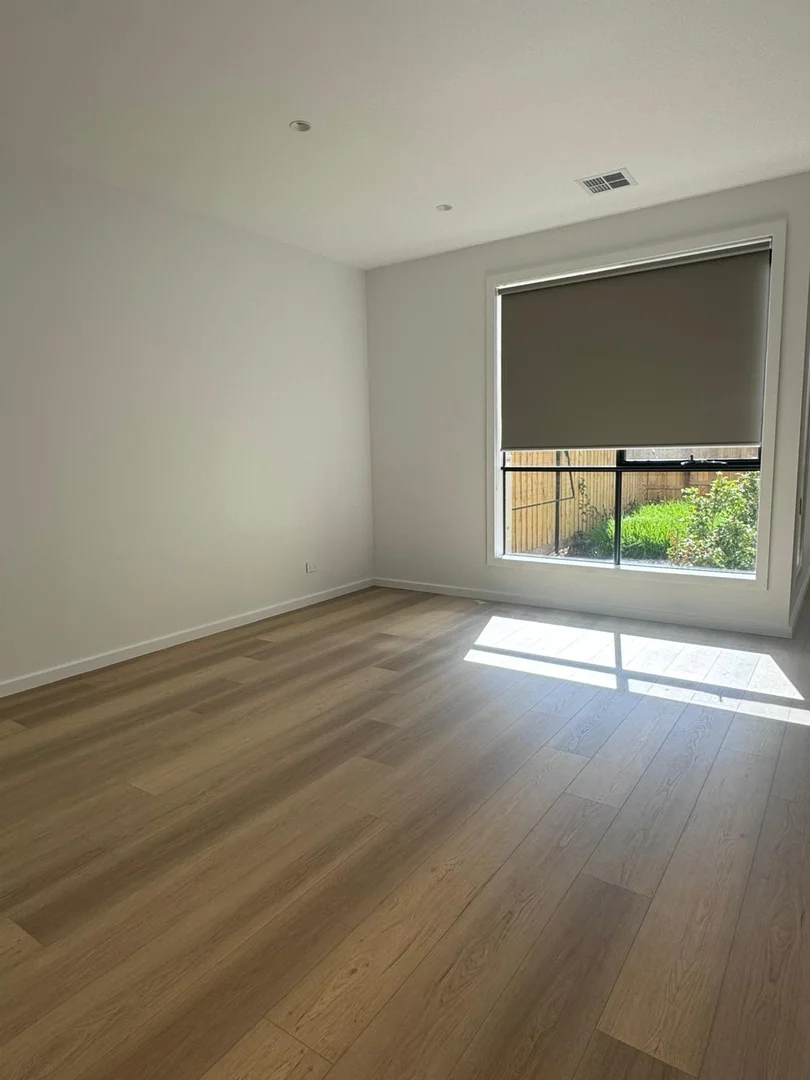 Additional image 15 of 8 Society Circuit, Aintree VIC 3336