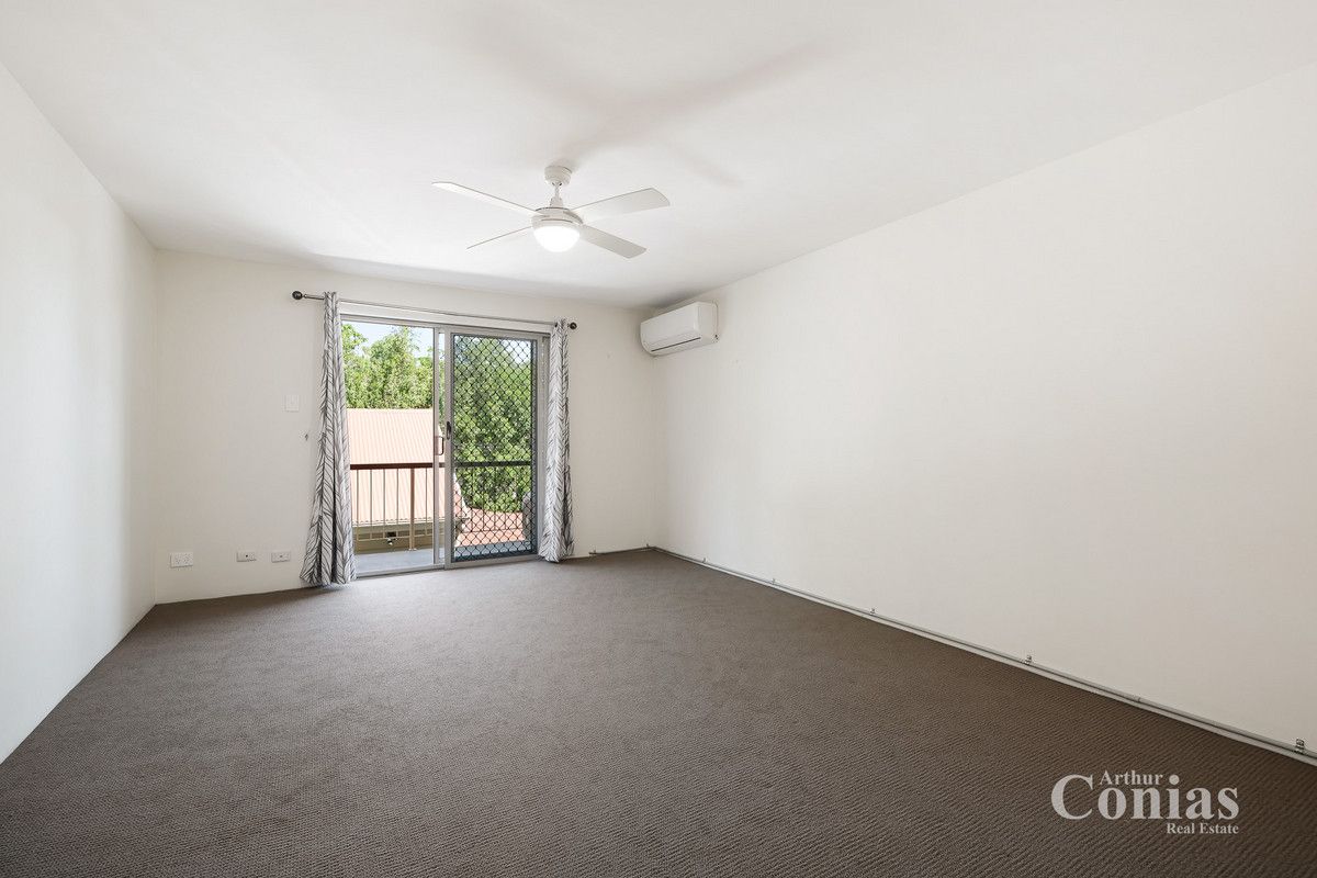 1/15 Glassey Street, Red Hill QLD 4059, Image 2