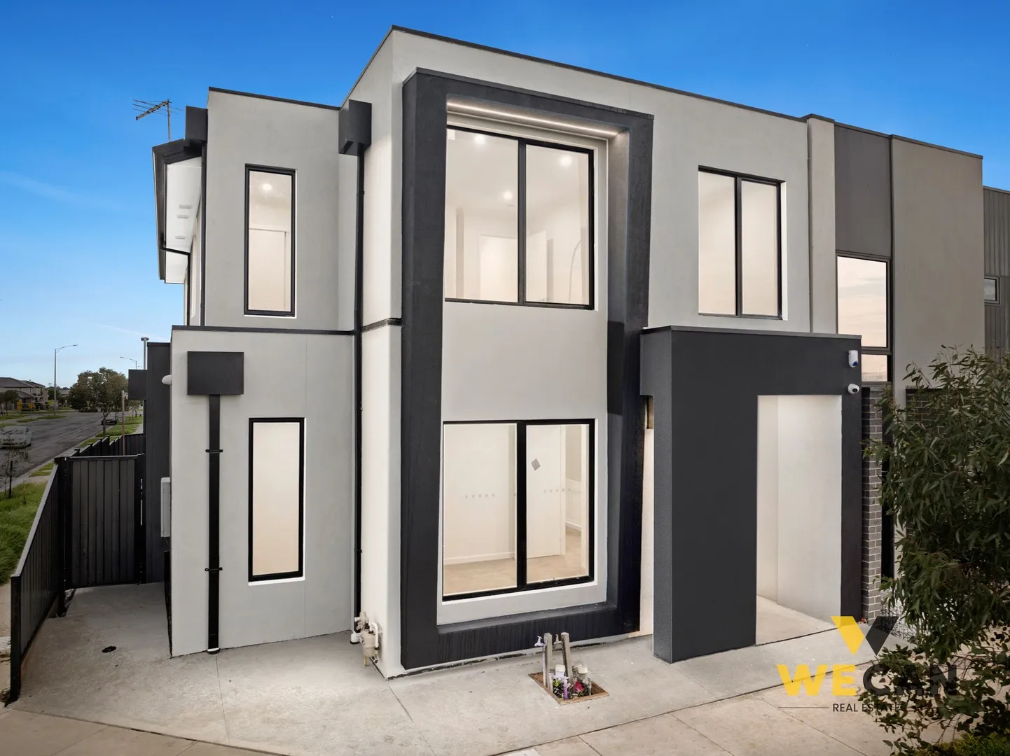 BRAND NEW DOUBLE STORY