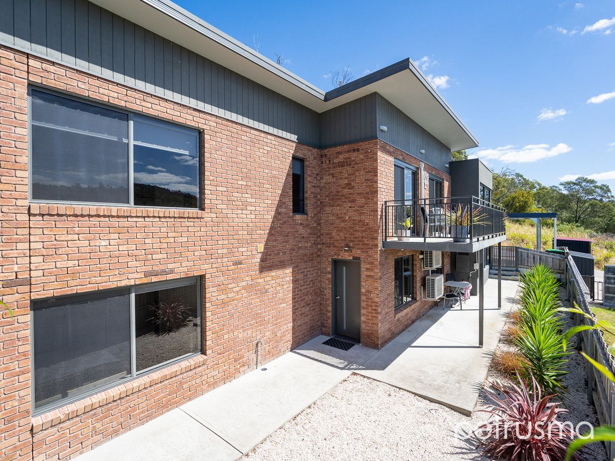 2/33 Dumbarton Drive, Geilston Bay TAS 7015, Image 1