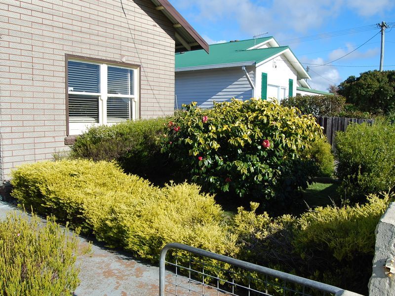 142 Goldie Street, WYNYARD TAS 7325, Image 2