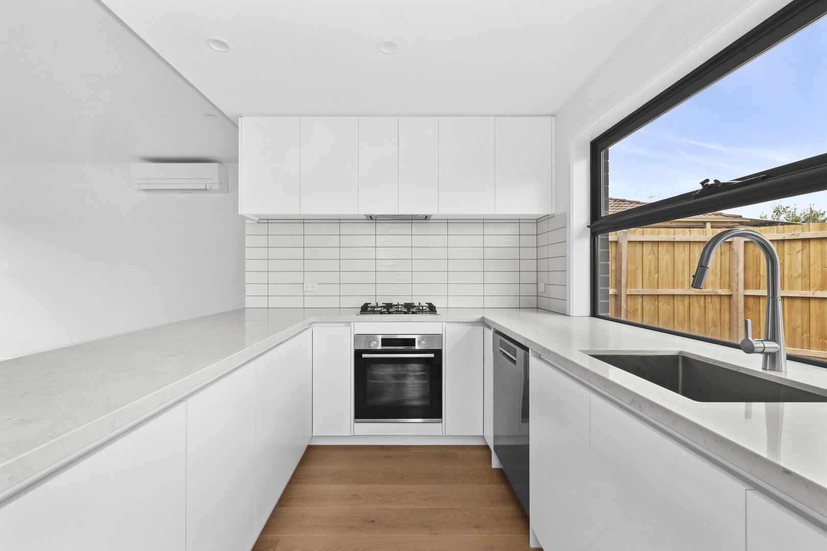 1/48 McMillan Street, Clayton South VIC 3169, Image 2