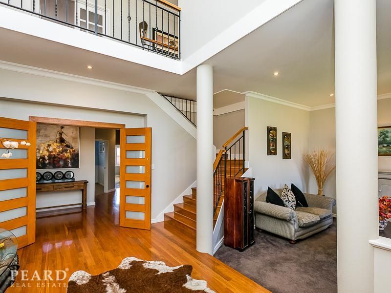 19 Baton Rouge Drive, Mindarie WA 6030, Image 2