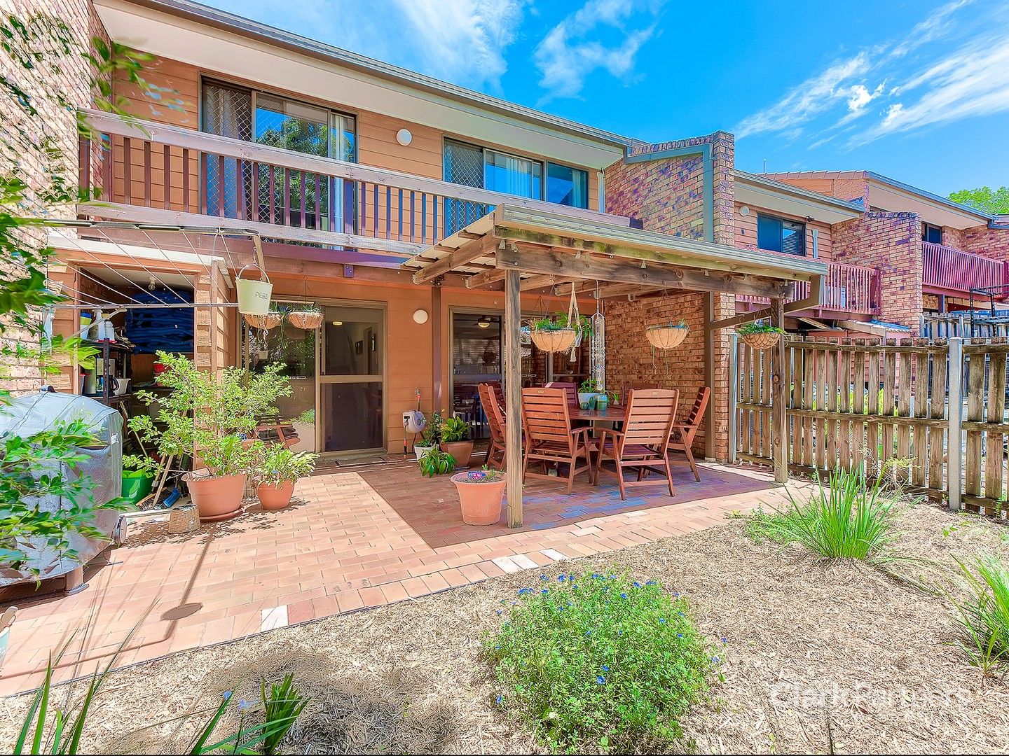 2 bedrooms Townhouse in 11/22 Jane Street ARANA HILLS QLD, 4054