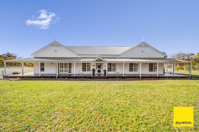 Picture of 12 Durran Durra Place, BRAIDWOOD NSW 2622
