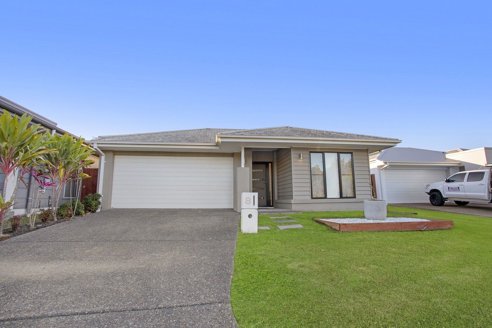 4 bedrooms House in 8 Topaz Drive CALOUNDRA WEST QLD, 4551