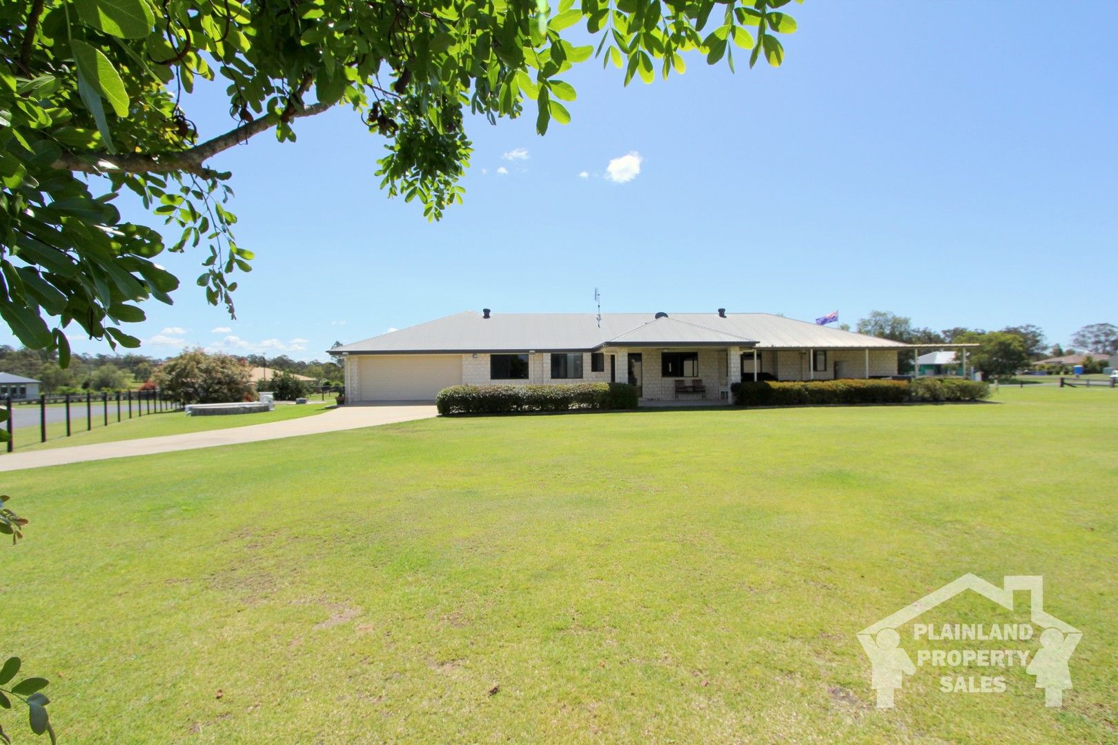 7 Fernrow Drive, Plainland QLD 4341, Image 2