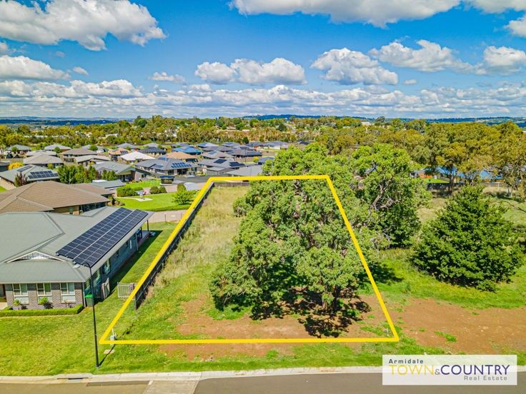 7 The Woodlands on Campbell, Armidale NSW 2350, Image 1