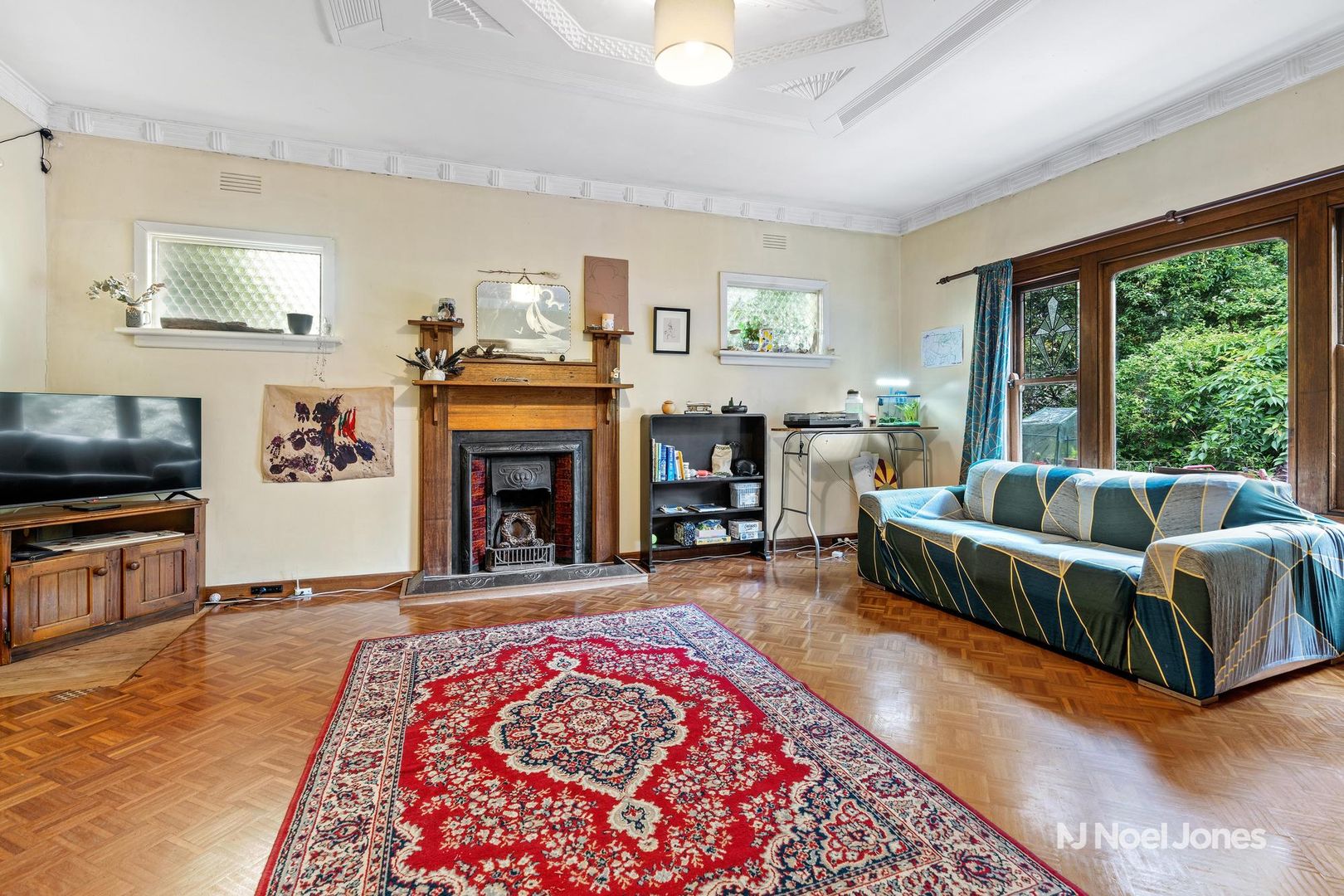 17 Cochrane Street, Mitcham VIC 3132, Image 2