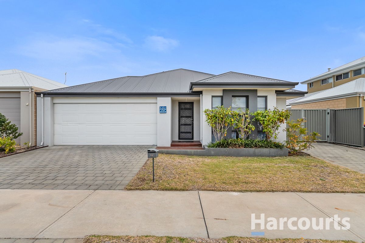 4 bedrooms House in 12 Giallo Way EGLINTON WA, 6034