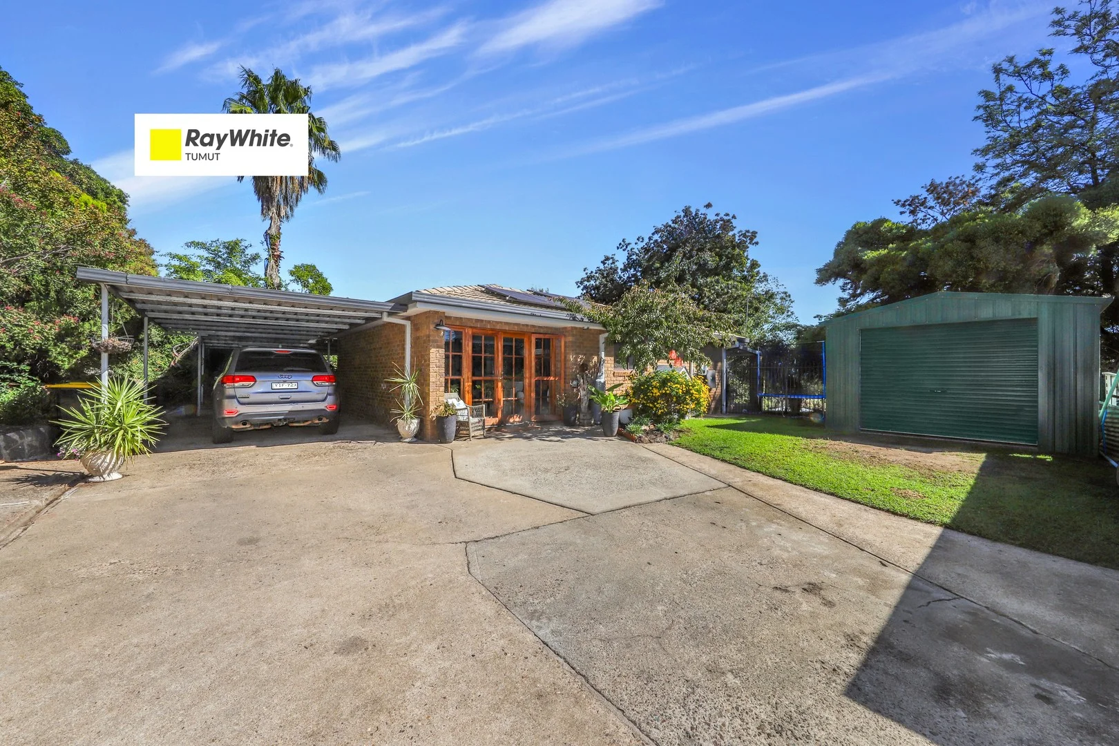 33 Clarke Street, Tumut NSW 2720