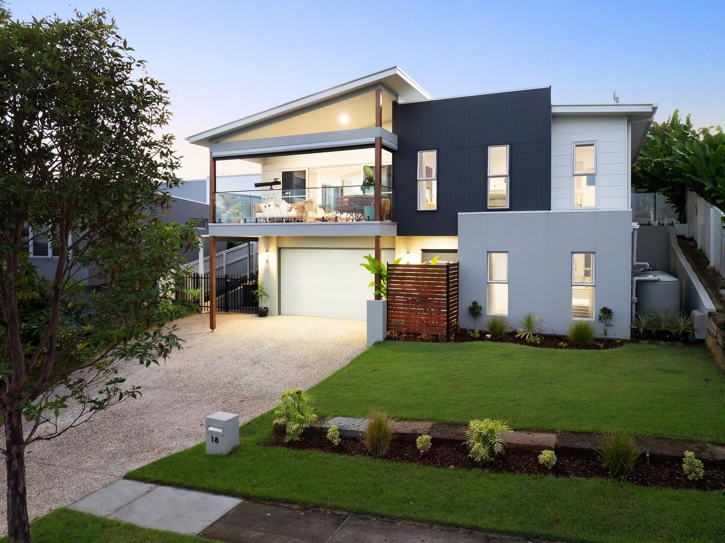 5 bedrooms House in 18 Altitude Boulevard TERRANORA NSW, 2486
