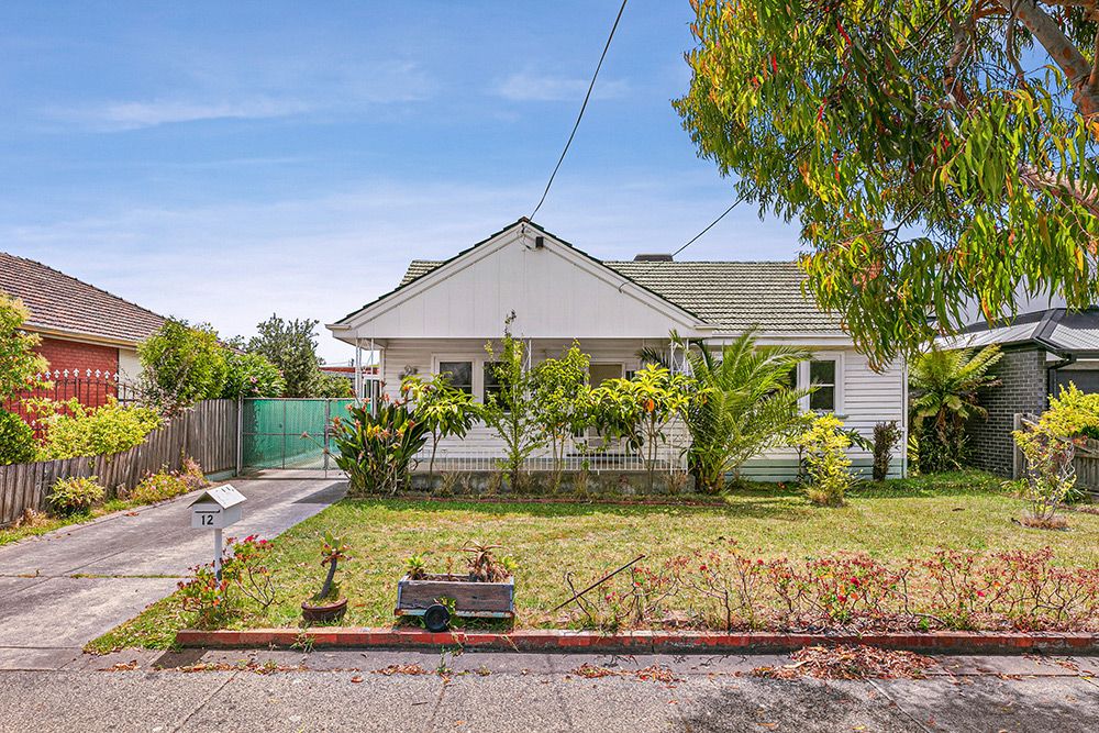 2 bedrooms House in 12 Caldwell Street GLENROY VIC, 3046