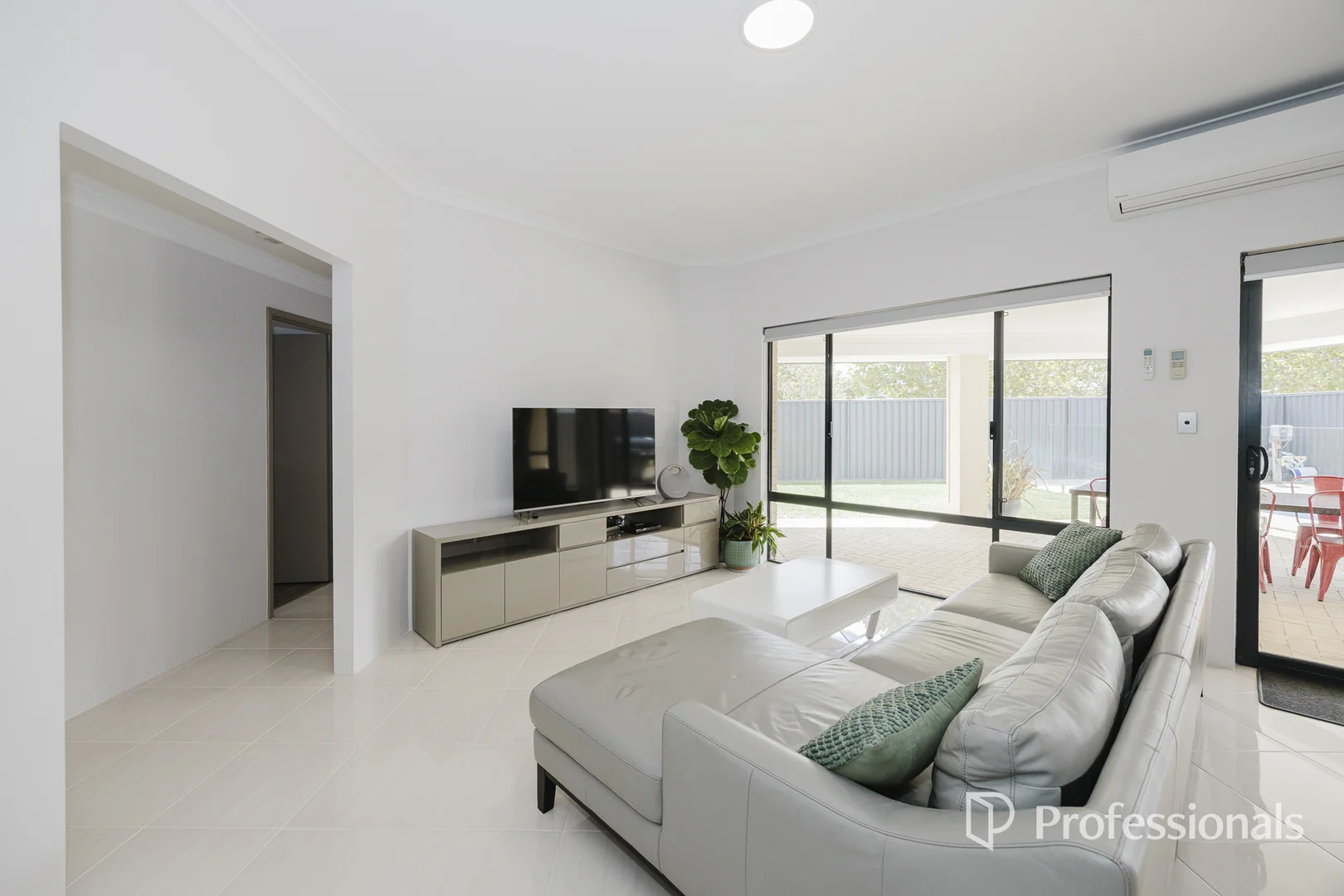 Additional image 7 of 22 Nouveau Turn, Aveley WA 6069