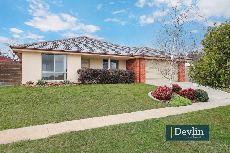 13 Hayes Drive, Beechworth VIC 3747