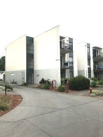 2 bedrooms Apartment / Unit / Flat in 70/21-29 Trickey Avenue SYDENHAM VIC, 3037