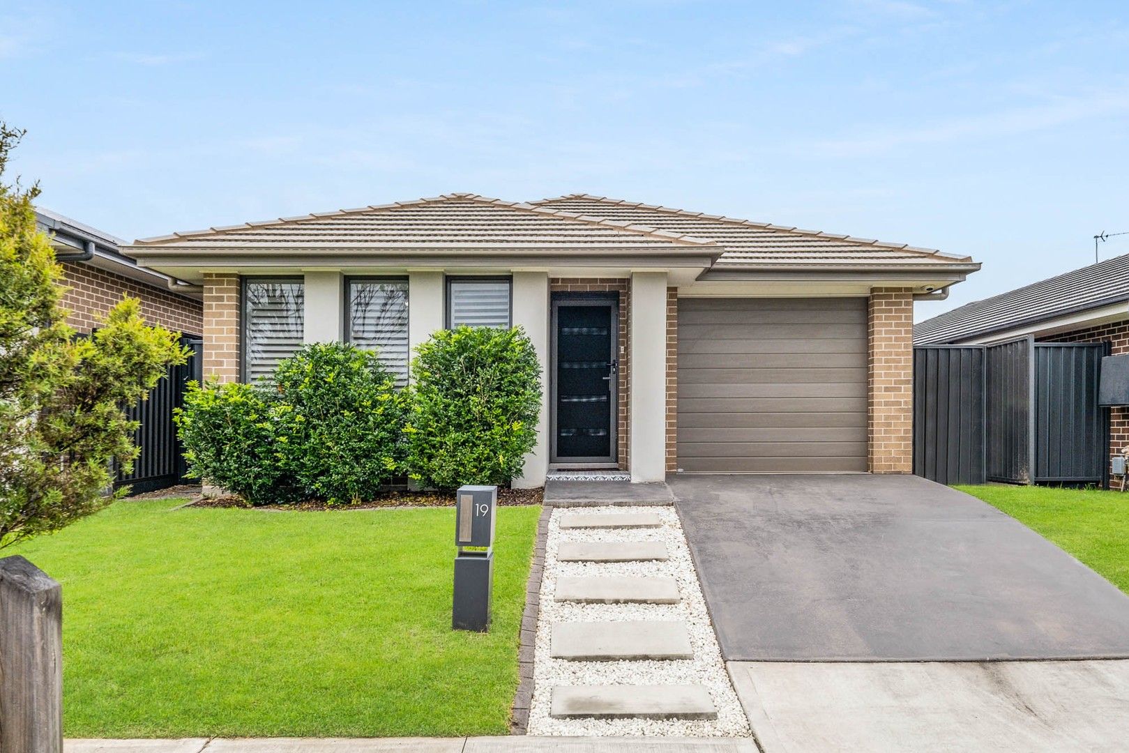 4 bedrooms House in 19 Blacksmith Crescent COBBITTY NSW, 2570