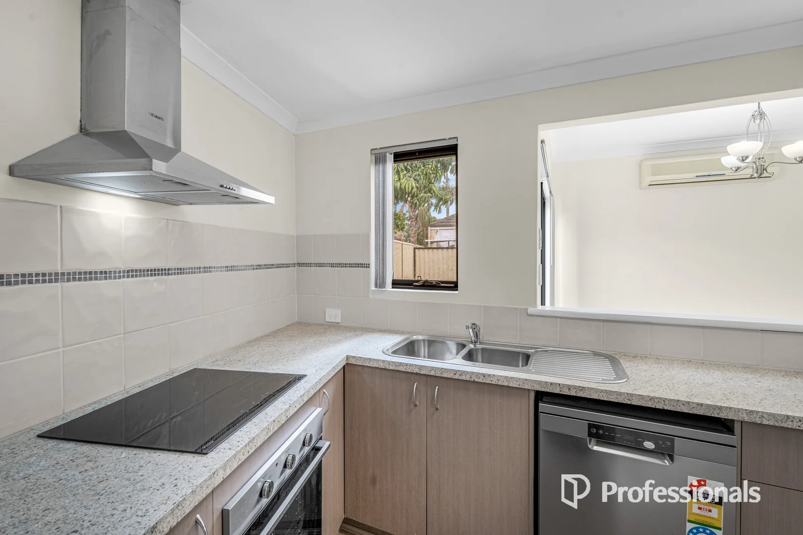 Additional image 11 of 25C Ravenswood Drive, Nollamara WA 6061