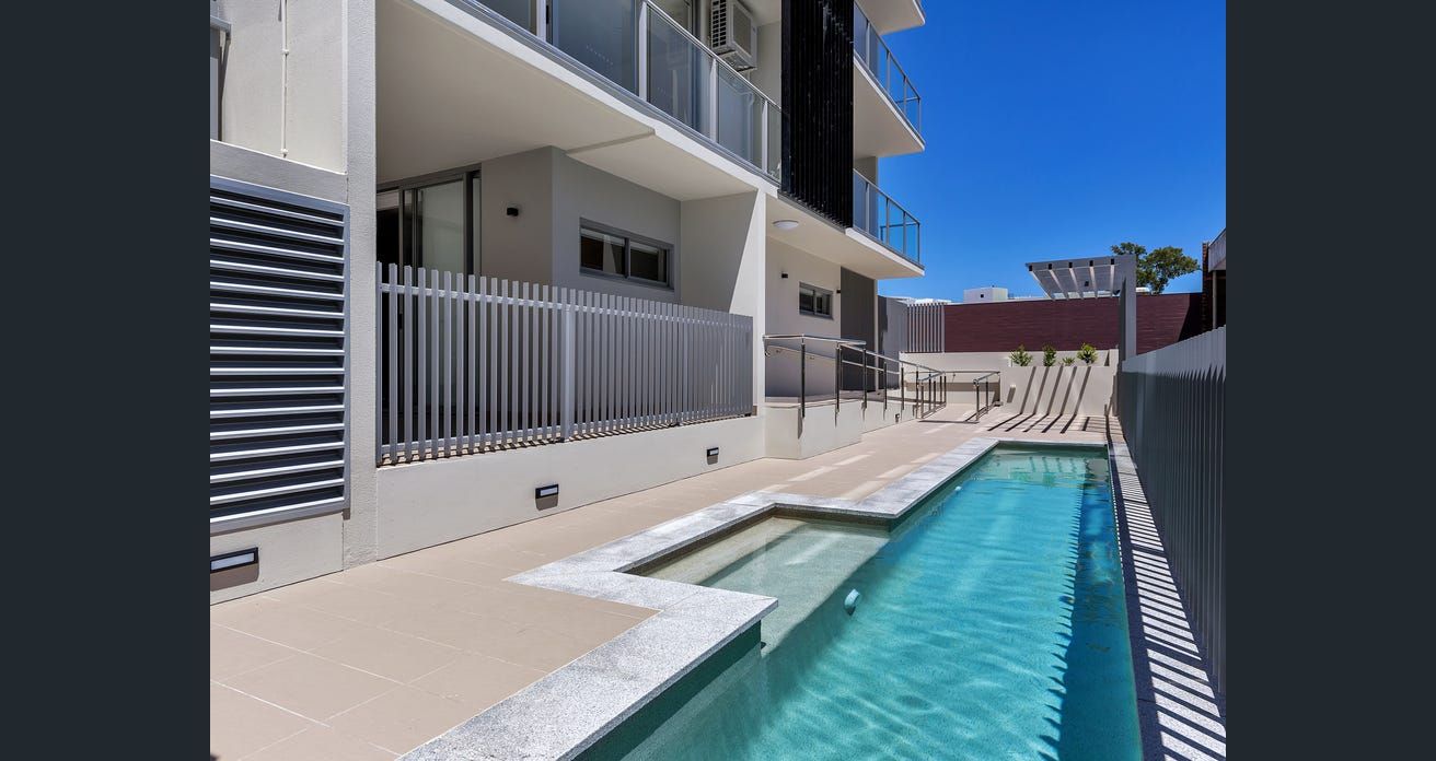 2 bedrooms Apartment / Unit / Flat in 205/17 Kurilpa Street WEST END QLD, 4101