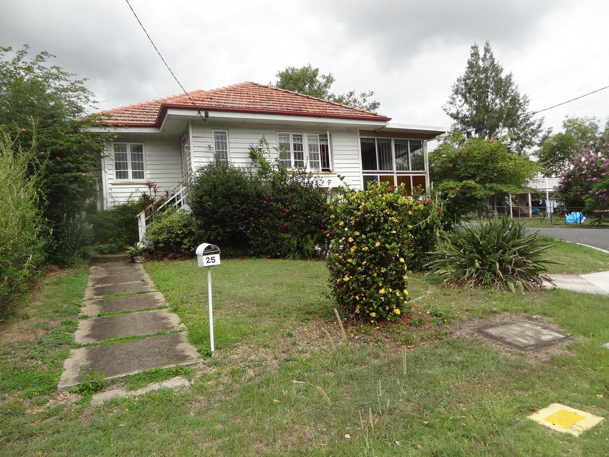 2 bedrooms House in 25 Sydney Street FAIRFIELD QLD, 4103