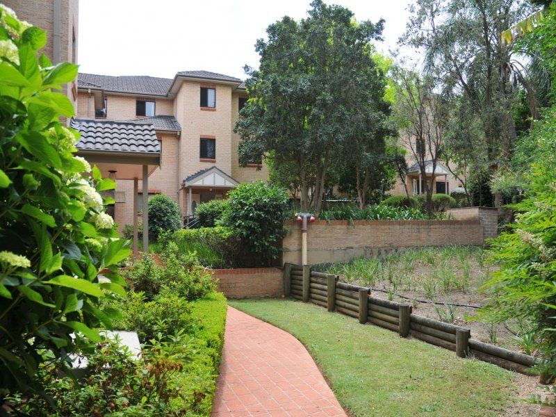 3 bedrooms Apartment / Unit / Flat in 15/2 Shirley Street CARLINGFORD NSW, 2118