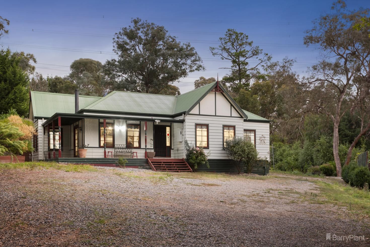 3 bedrooms House in 307 Oban Road DONVALE VIC, 3111