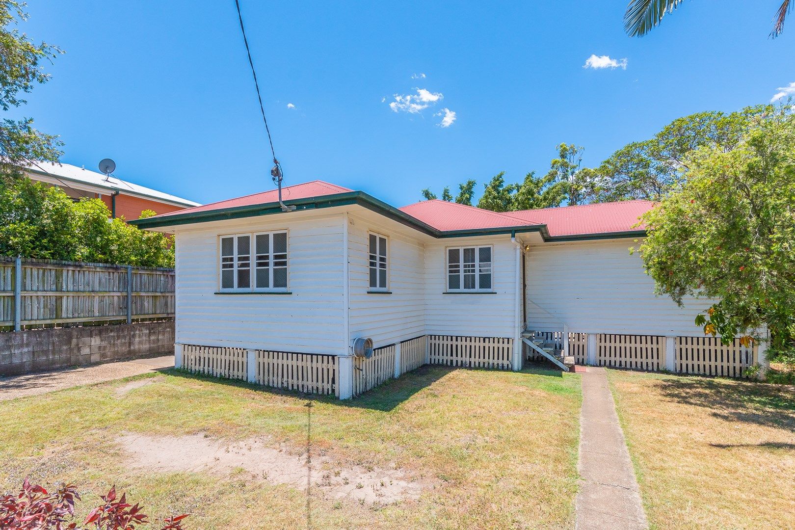 12 Derrls Lane, Sandgate Property History & Address Research Domain