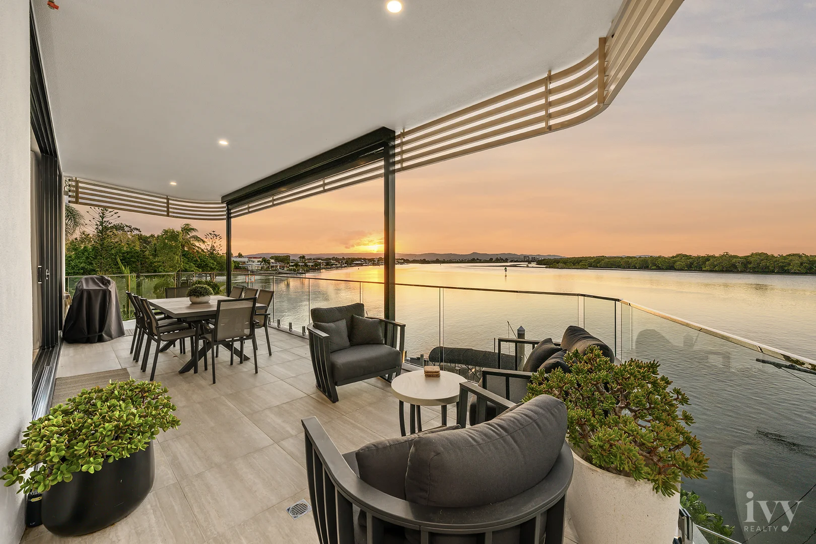 Additional image 8 of 2/4 Paradise Parade, Paradise Point QLD 4216