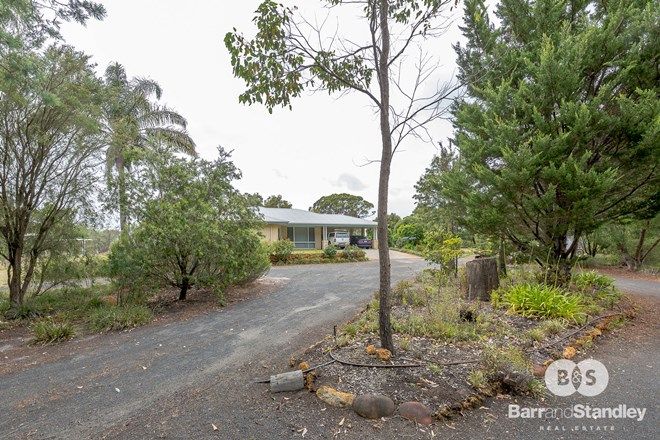 Picture of 77 Hayclif Avenue, NORTH BOYANUP WA 6237