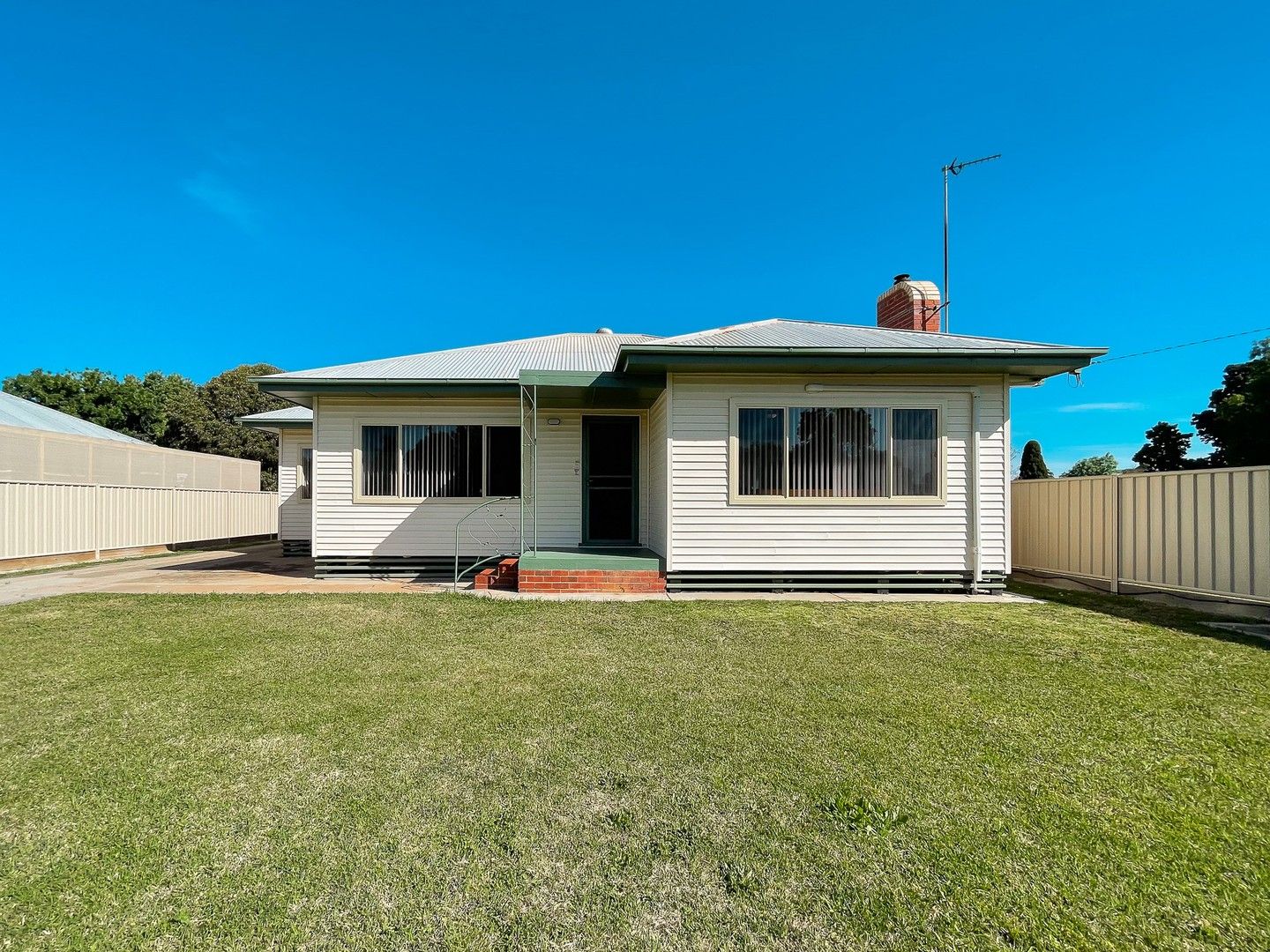 10 Nugget Street, Kerang VIC 3579, Image 0